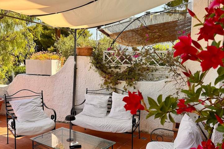 Villa for 7 people, with balcony and yard in Gargano