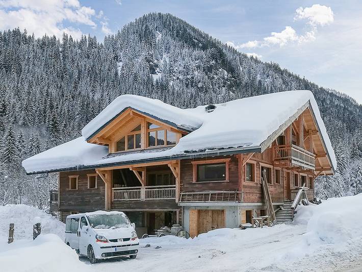 Hütte für 8 Personen, mit Ausblick und Balkon in Châtel