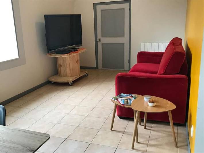 Gîte pour 5 personnes, avec jardin à Neuvy-Bouin