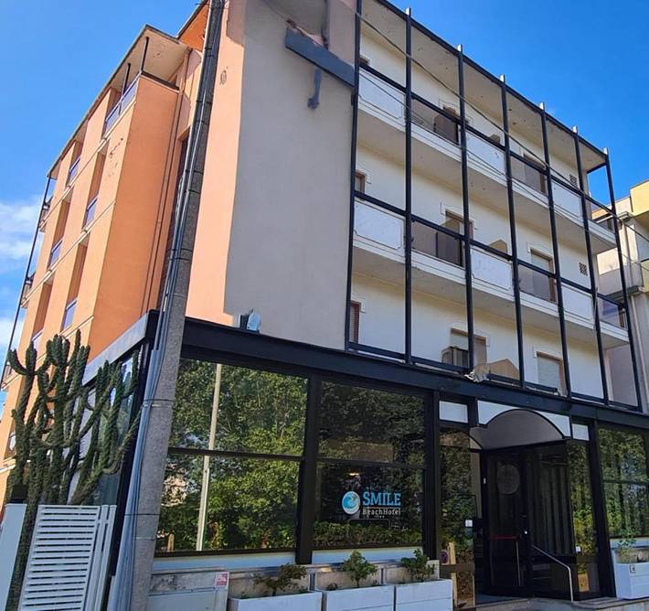 Hôtel pour 2 personnes, avec balcon et piscine, animaux acceptés - 1