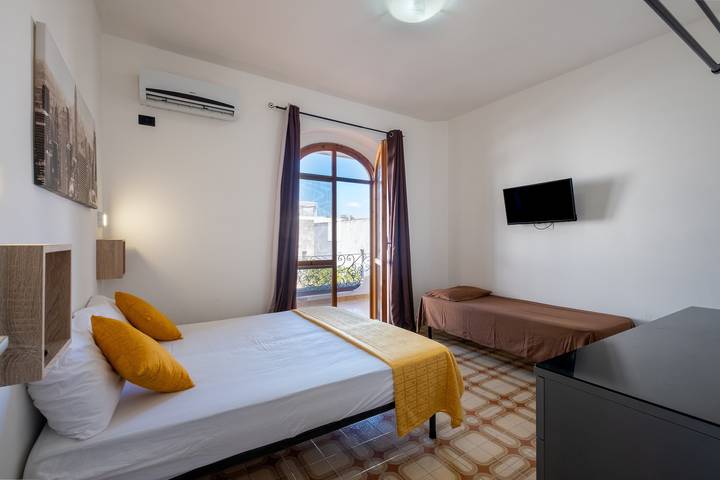 Location de vacances pour 10 personnes, avec balcon, animaux acceptés à Sant'Isidoro