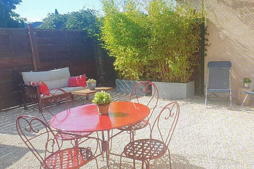 Greoux Les Bains Maisonnette T2 avec terrasse et parking privé in Gréoux-les-Bains, Alpes-de-Haute-Provence