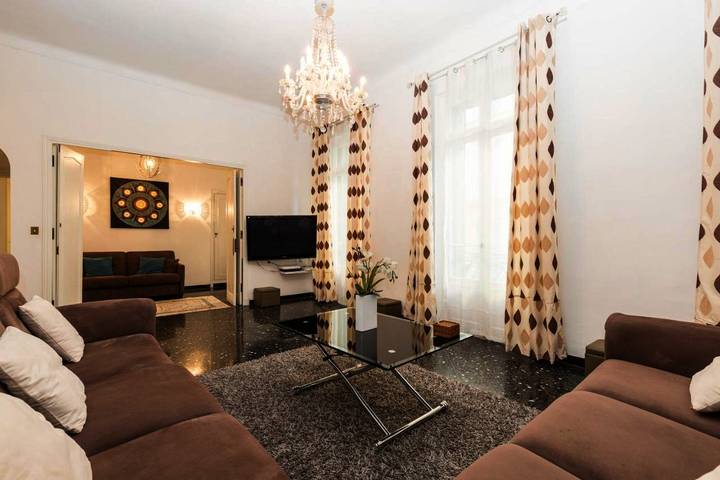 Gîte pour 5 personnes, avec balcon dans Gare de Nice ville - 4