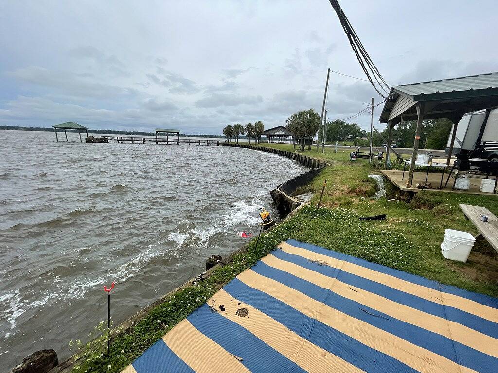 Mobile Home #4 at Tranquility Bay Resort in Zwolle (USA), Toledo Bend Reservoir