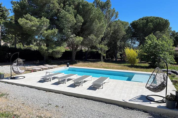 Location de vacances pour 8 personnes à Pennautier