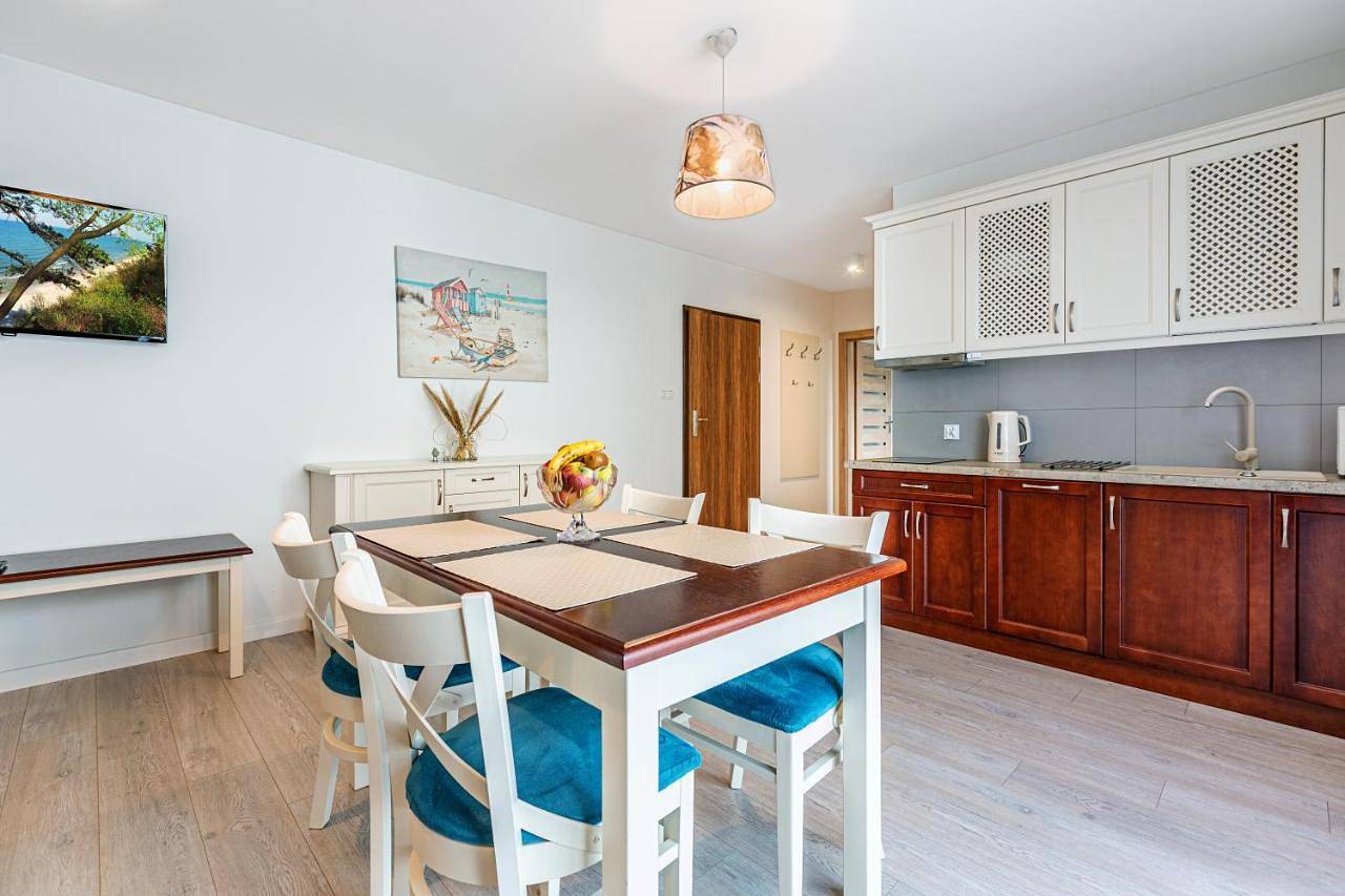 Entire apartment, Malta Apartamenty - 200m do Plaży - Komfort i Wygoda dla Całej Rodziny in Karwia, Polish Baltic Sea