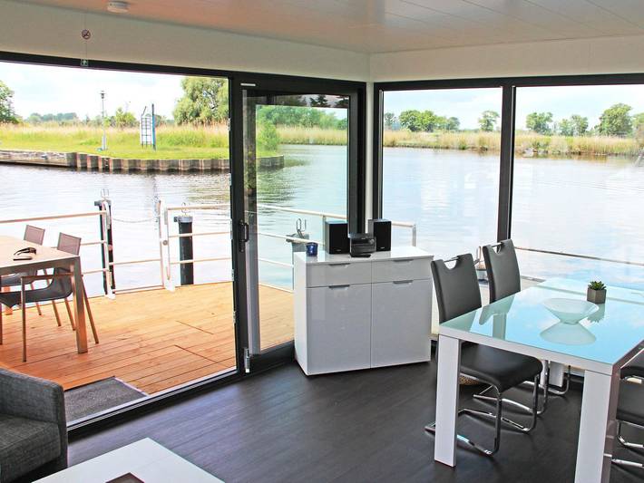 Ferienhaus für 4 Personen, mit Balkon und Terrasse sowie Ausblick in Ueckermünde - 4