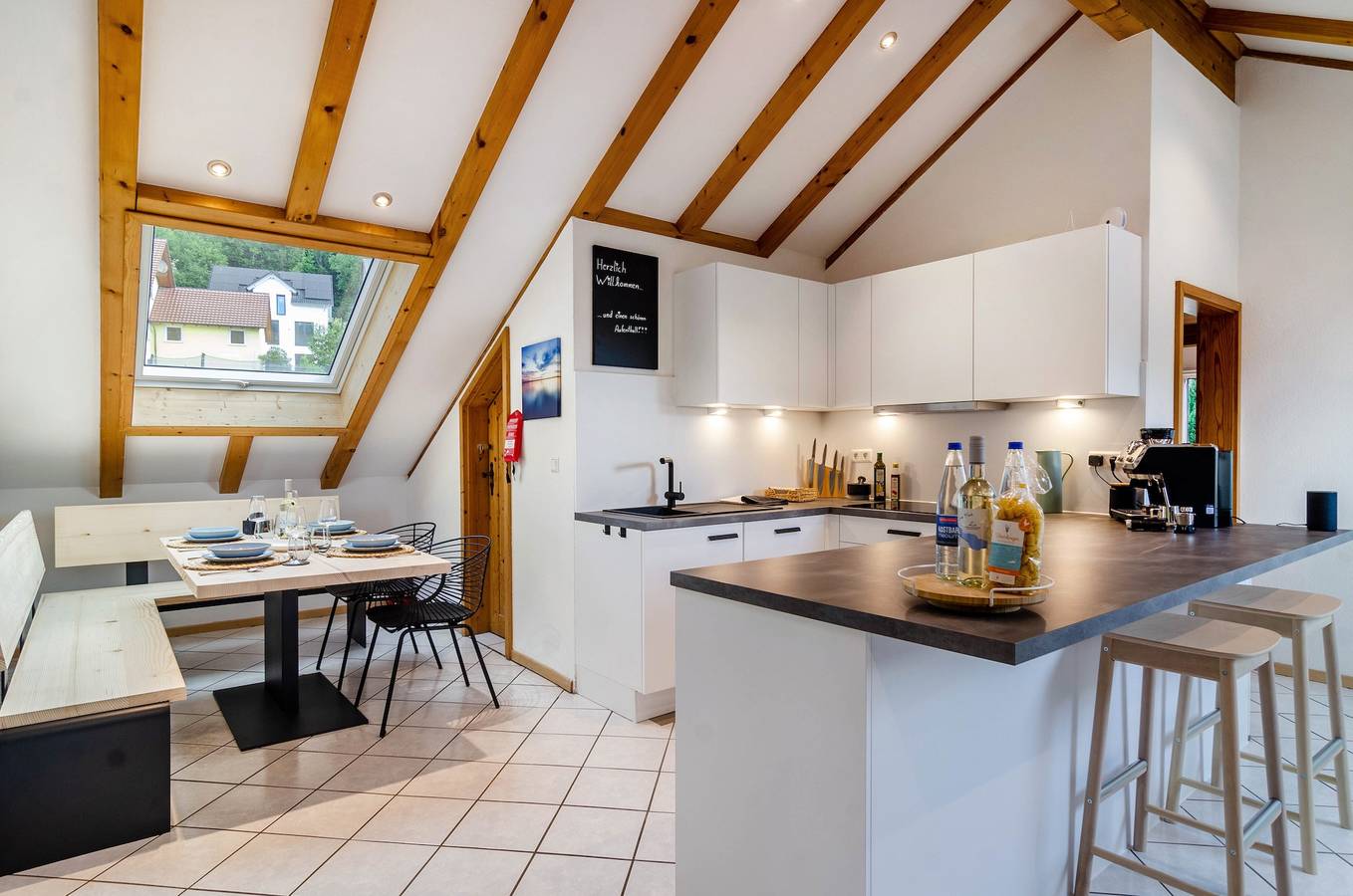 Ganze Wohnung, Ferienwohnung 'Enjoy Mal' mit Gemeinschaftsgarten, Balkon und Wi-Fi in Stockach, Landkreis Konstanz