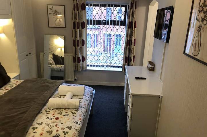 Cosy house with easy access to public transport in Greater Manchester