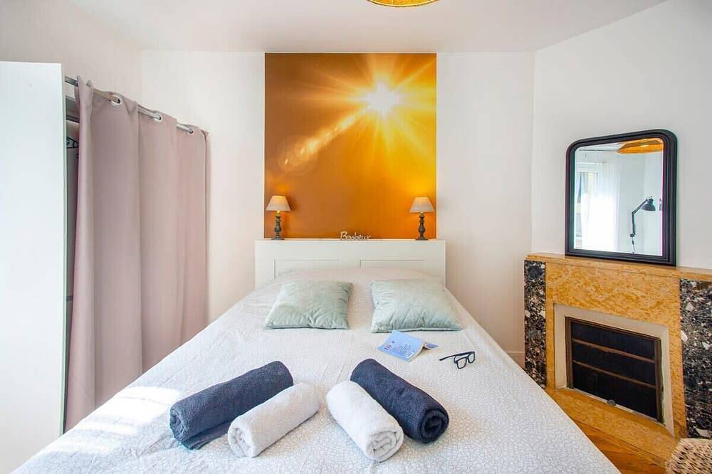 Appartement entier, L'Aparté ★ Hyper Centre ★ Lumineux ★ in Lorient, Côte des Mégalithes