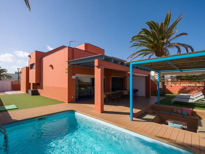 Chalet para 6 personas, con jardín y terraza en Corralejo