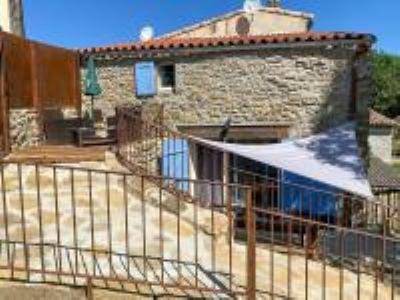 Location de vacances pour 6 personnes, avec jardin à FA - 3