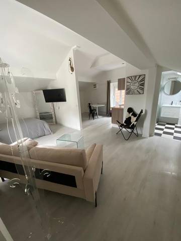 Gîte pour 2 personnes dans Abbaye Saint Colomban et Son Cloitre