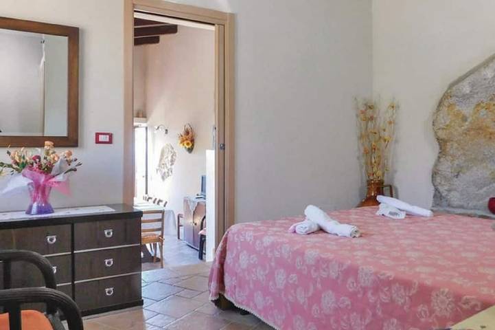 Ferienhaus für 4 Personen, mit Balkon und Garten sowie Pool in Kalabrien - 2