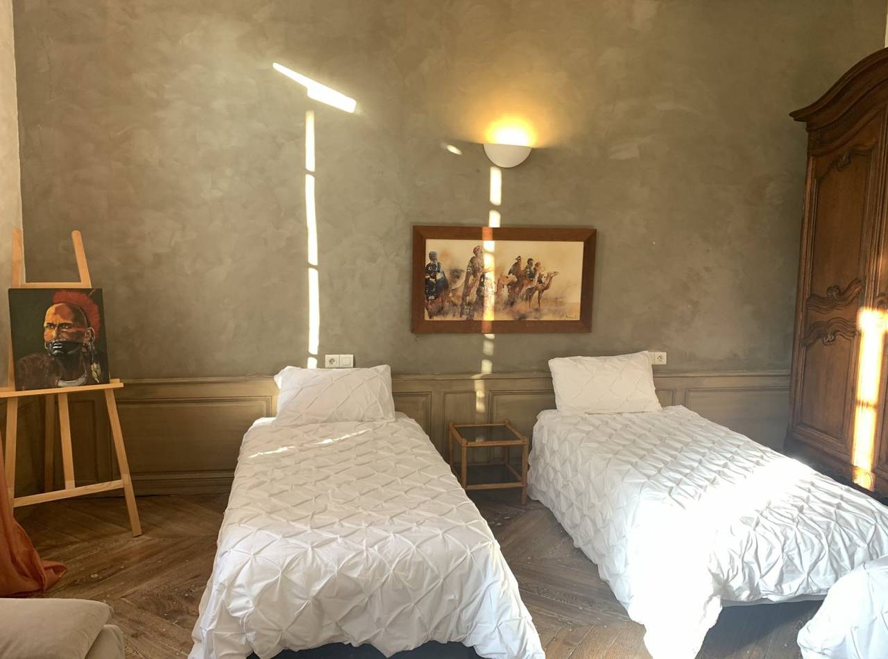 Chambres d'hôtes Les Jours Heureux - Chambre 2 in Tonnerre (Yonne), Arrondissement d'Avallon