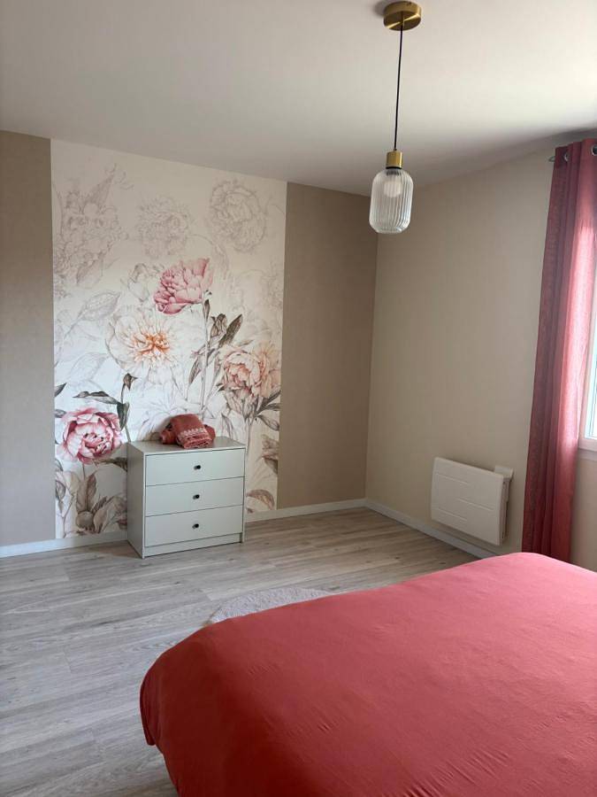 Location de vacances pour 6 personnes, avec terrasse et jardin à Châtellerault - 2