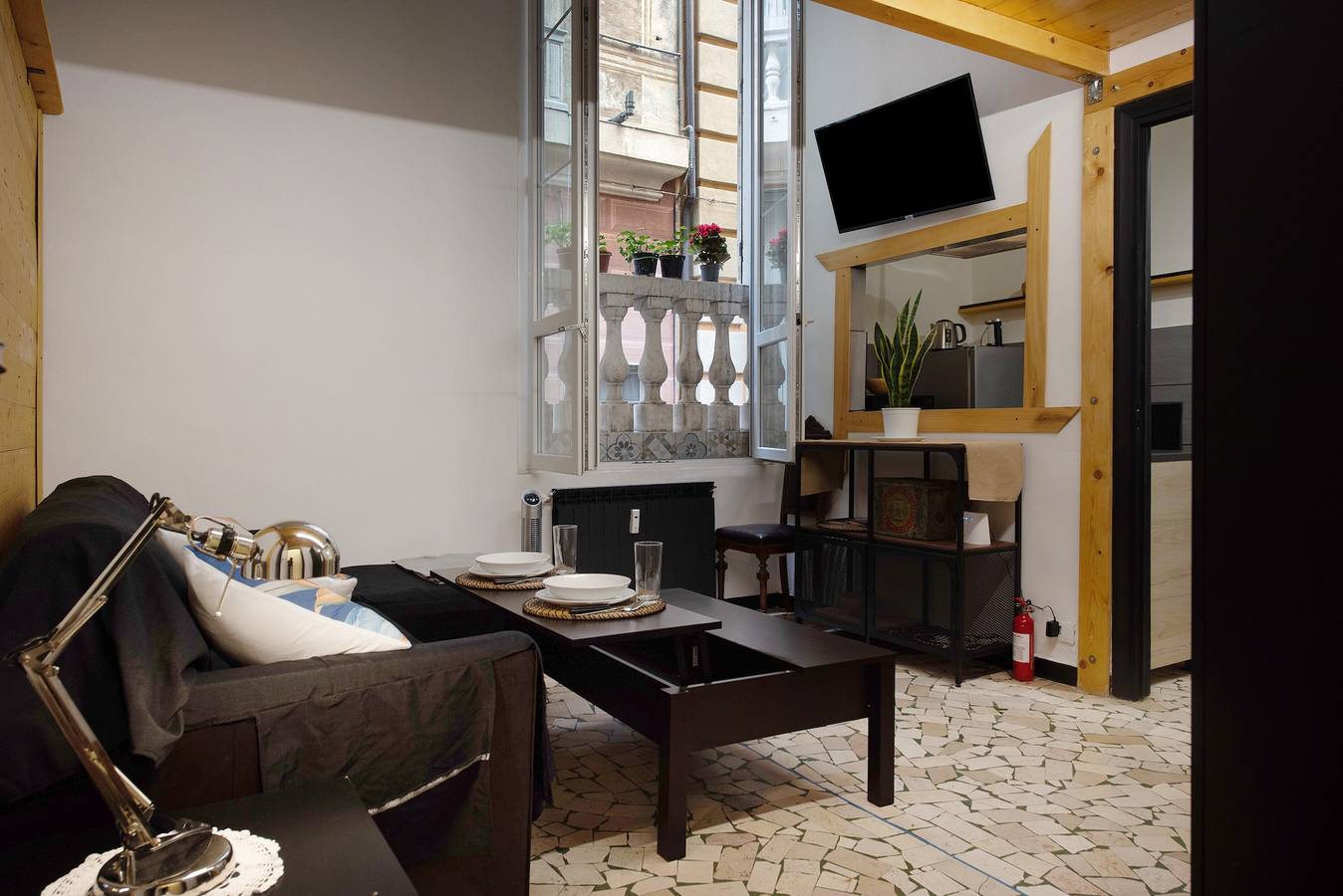 Entire apartment, Apartment 'Al Porto Antico' with Wi-Fi and Air Conditioning in Genova (City), Genoa