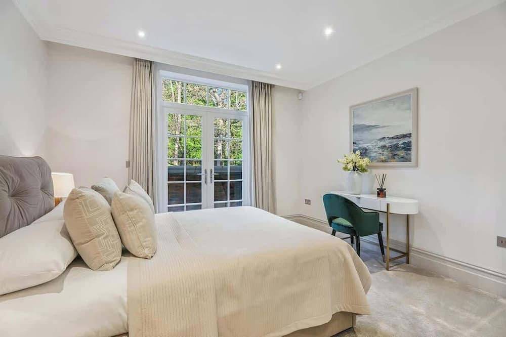 Ganze Wohnung, Luxury 2Br|Exclusive Gated Development by Tempstay in Sunningdale, Berkshire