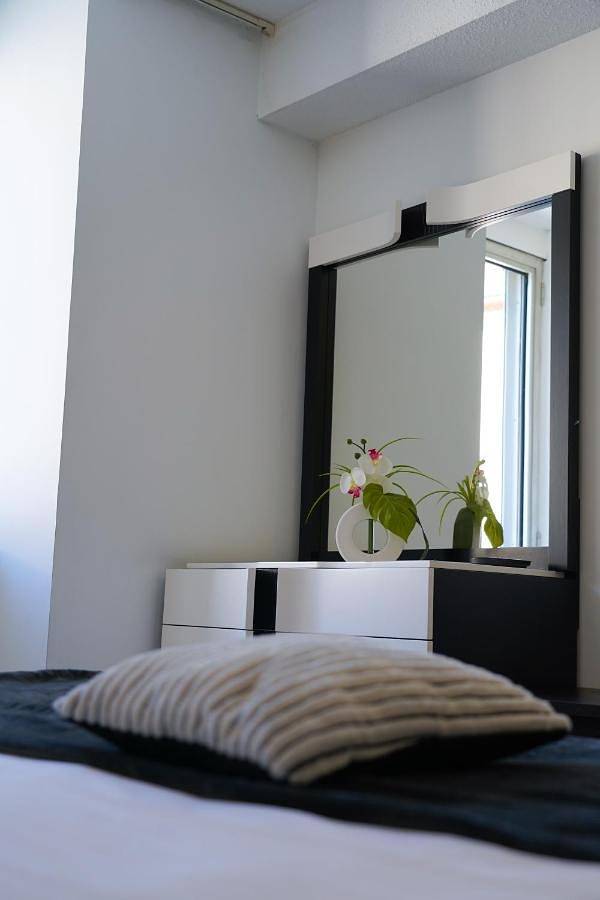 Hôtel pour 3 personnes, avec terrasse à Tarascon-sur-Ariège - 4