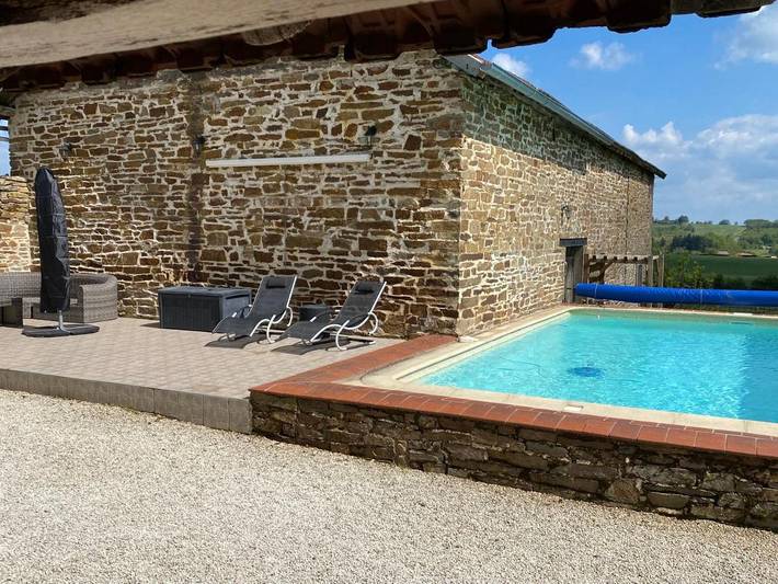 Location de vacances pour 2 personnes, avec jardin ainsi que piscine et vue à Saint-Yrieix-la-Perche - 2