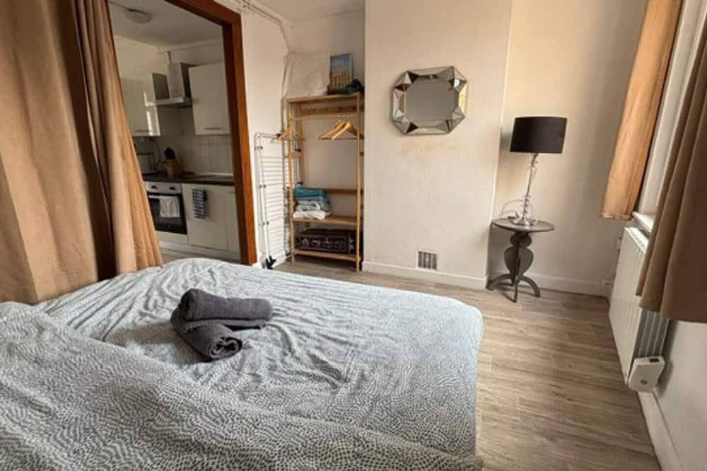 Entire apartment, Le refuge Arrageois, 6 people in Arras, Arras region
