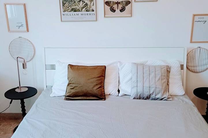 Ganze Wohnung, 50 Meter vom Zyklus und die Sandstrände in Bagni Azzurri, Sanremo Gemeinde