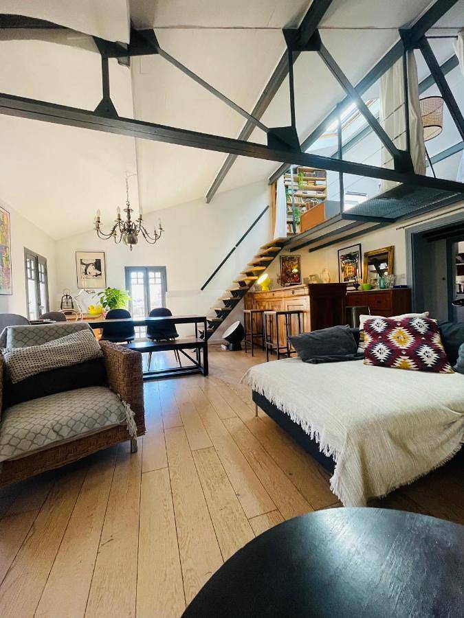 Gîte pour 8 personnes, avec terrasse et vue dans Office De Tourisme De Montpellier - 3