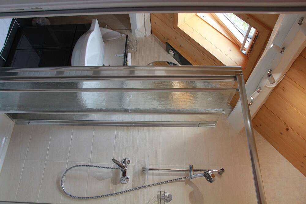 Suite Familiale Hirondelles pour 2 adultes & 2/3 enfants (avec 1 lit en plus) in Huisseau-sur-Cosson, Sologne