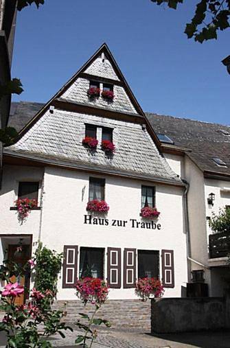 Ferienwohnung für 2 Personen, mit Terrasse in Klotten