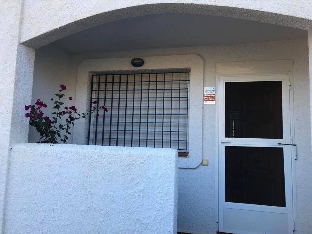 Apartamento entero, El encanto de la Isleta con Wi-Fi in La Isleta del Moro, Níjar