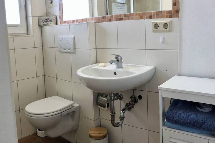 Ferienhaus für 2 Personen, mit Terrasse und Garten in Mönkebude - 4