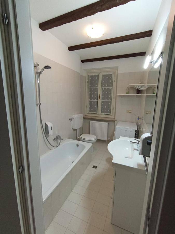 Gîte pour 5 personnes, avec vue et jardin, adapté aux familles à Venzone - 4