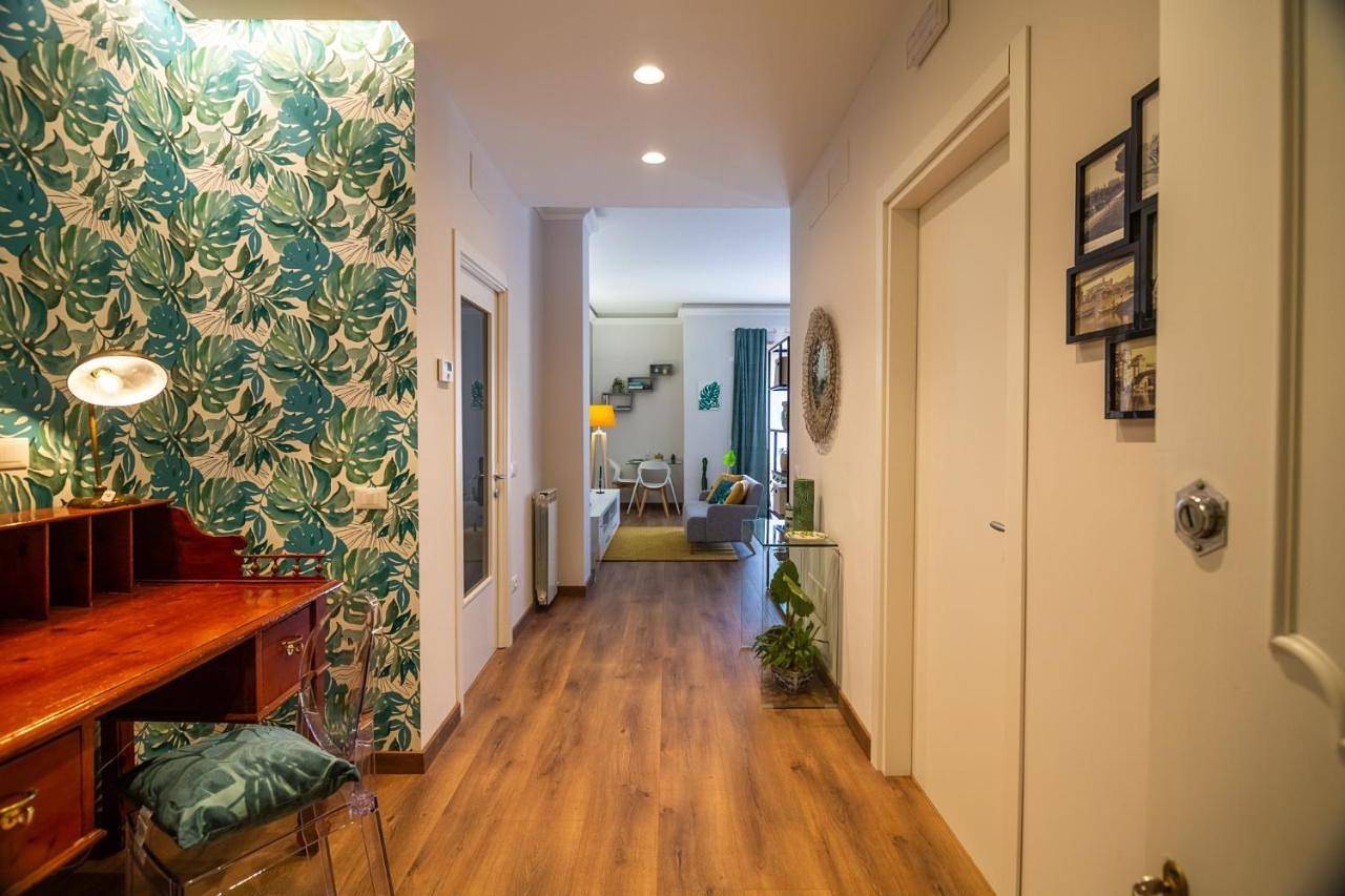 Double or Twin Room with Private Bathroom in Monterotondo, Province de Rome
