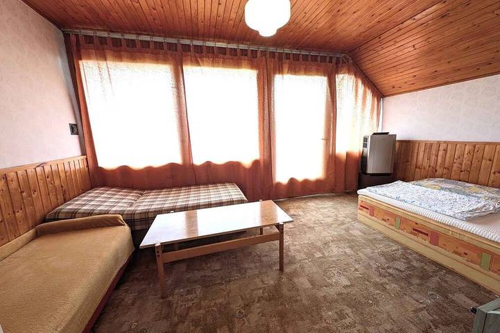 Ferienhaus 50 m zum Balaton mit eigenem Steg und Boot in Szantod, Plattensee Südufer