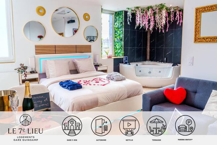 Gîte pour 4 personnes, avec Jacuzzi et Terrasse à Ploumagoar