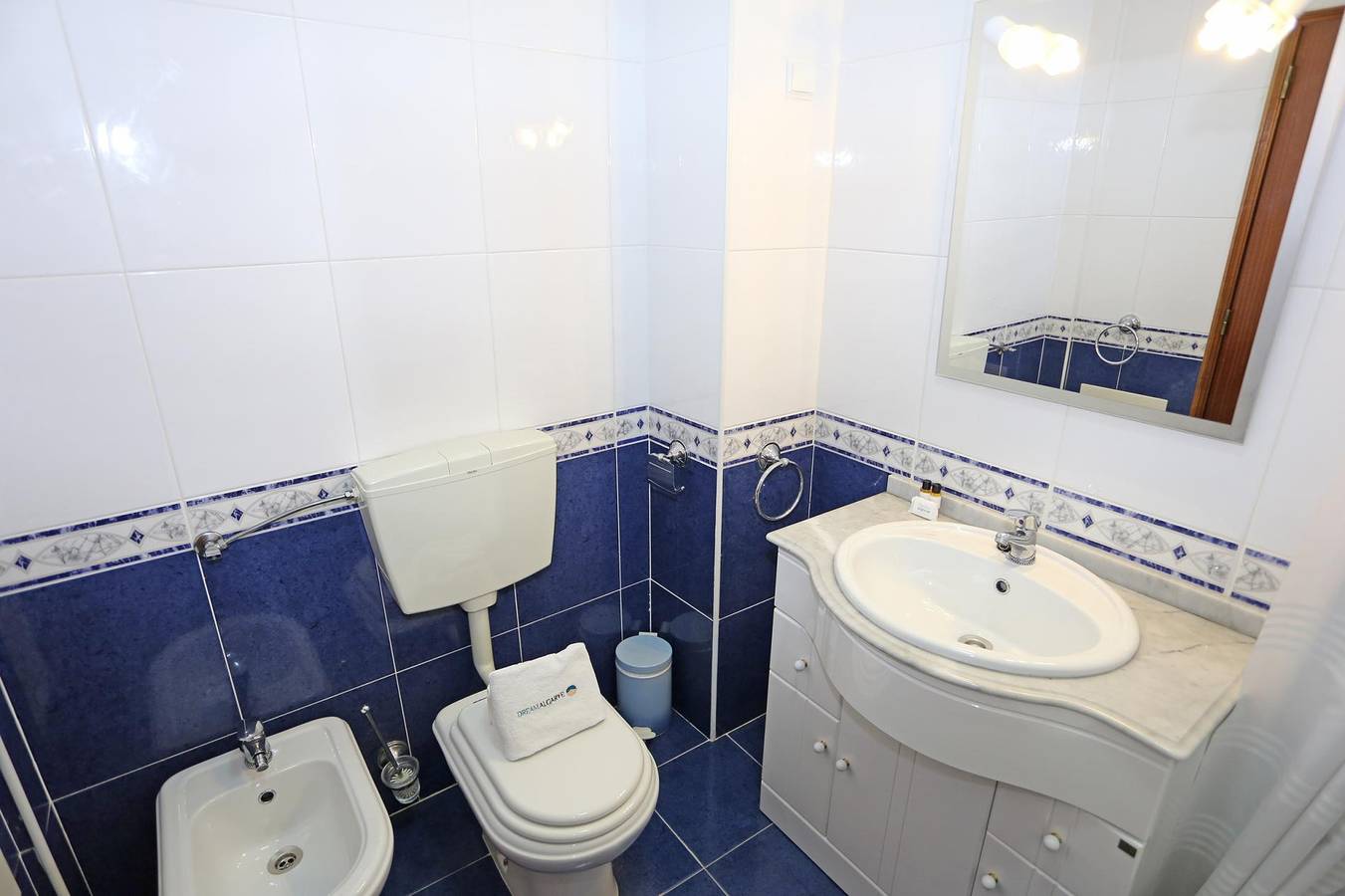 Maison de vacances pour 2 personnes avec balcon in São Sebastião, Lagos