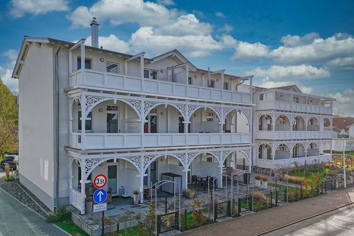 Hütte für 2 Personen, mit Ausblick auf Rügen