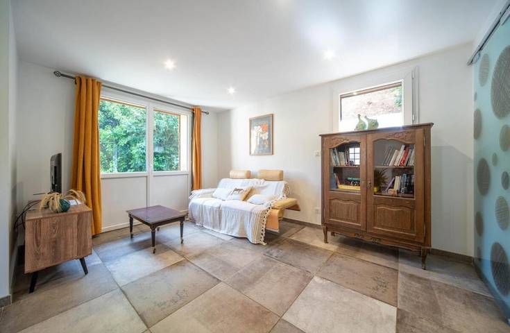 Location de vacances pour 9 personnes, avec terrasse, animaux acceptés dans Savigny-sur-Grosne