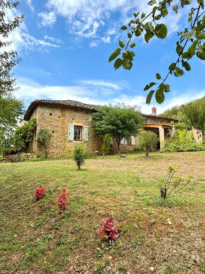 Location de vacances pour 18 personnes, avec jardin et vue à Saint-Aubin-de-Nabirat - 4