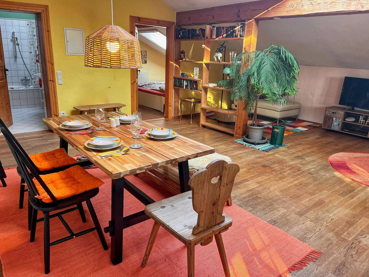 Ganze Wohnung, Adiaha's Kleines Paradies: Terrasse, Garten & Wlan – Ferienwohnung im Grünen in Burgkirchen an der Alz, Landkreis Altötting