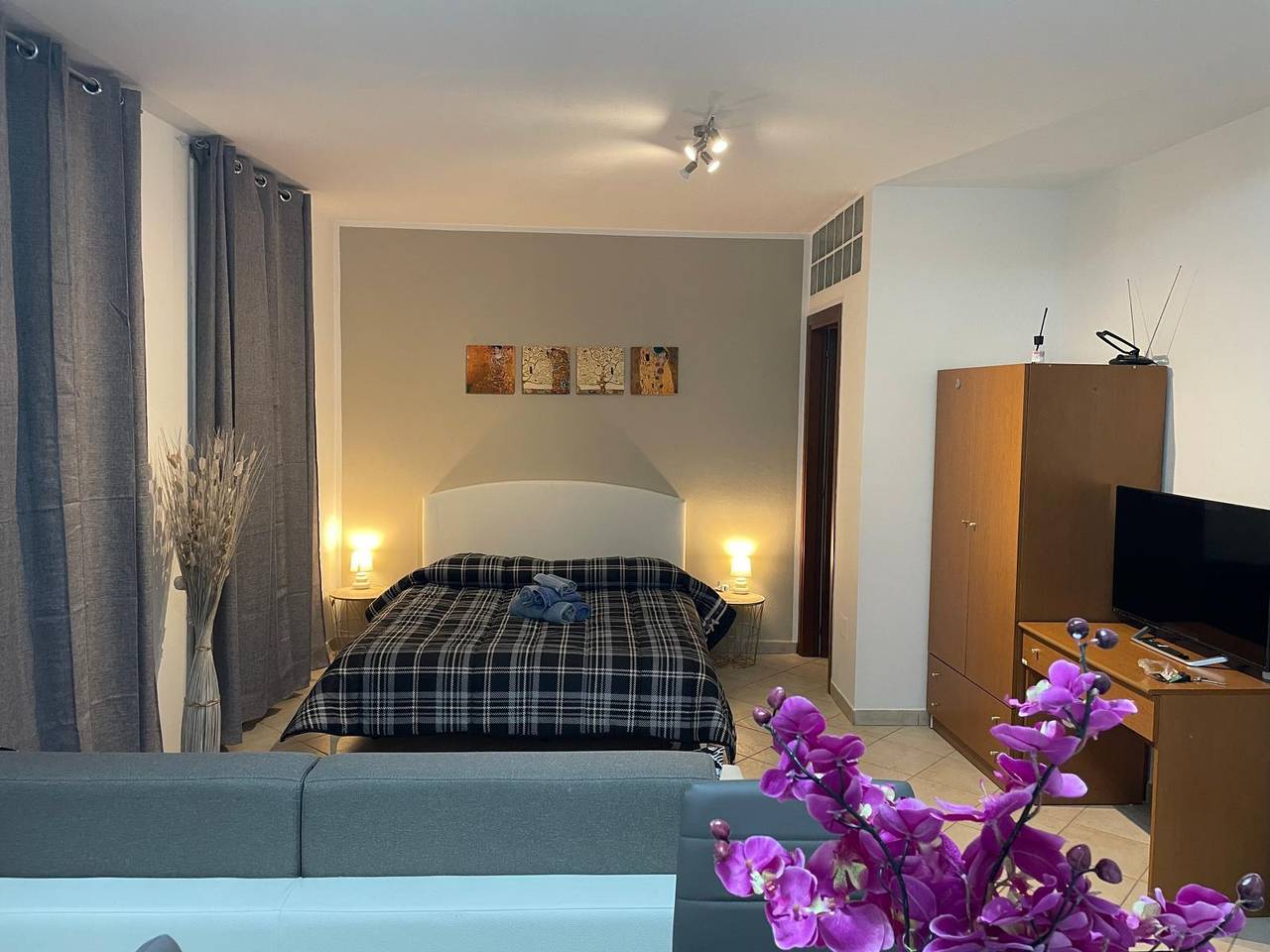 Ganze Wohnung, Civico2 Ampio monolocale al centro in Sassari, Sassari Provinz