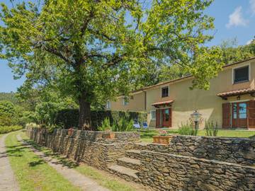 Casa Vacanza per 5 Persone in Montignoso, Parco Regionale delle Alpi Apuane, Foto 3