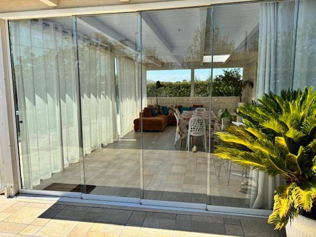 Location de vacances pour 10 personnes, avec Balcon et Terrasse ainsi que Jardin et Piscine à Matera - 2