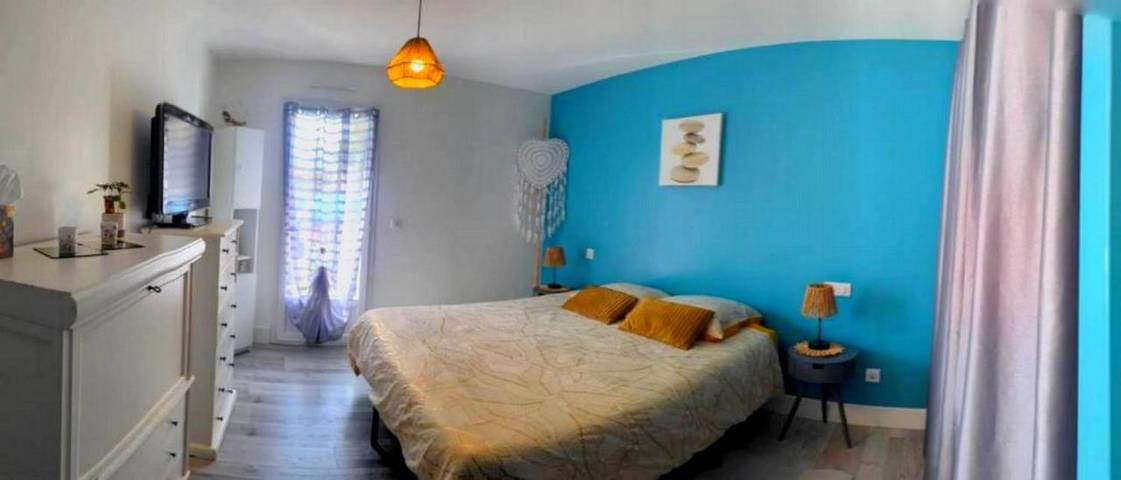 Location de vacances pour 3 personnes, avec Terrasse ainsi que Jardin et Vue à Saint-Vincent-de-Tyrosse