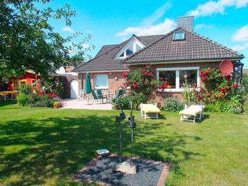 Ferienwohnung für 4 Personen, mit Garten und Terrasse in der Eckernförder Bucht