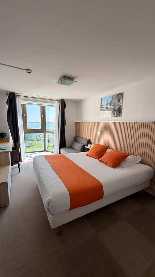 Hôtel pour 4 personnes, avec sauna ainsi que piscine et terrasse dans Port Neuf - 4