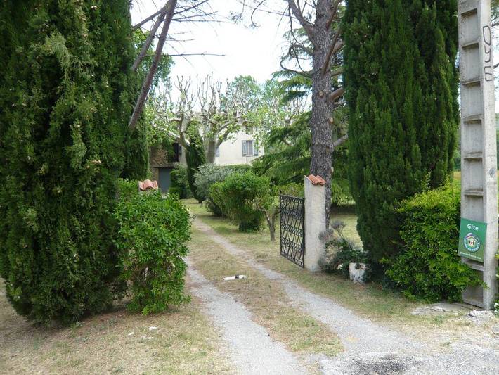 Gîte pour 4 personnes, avec jardin et vue dans le Var - 4