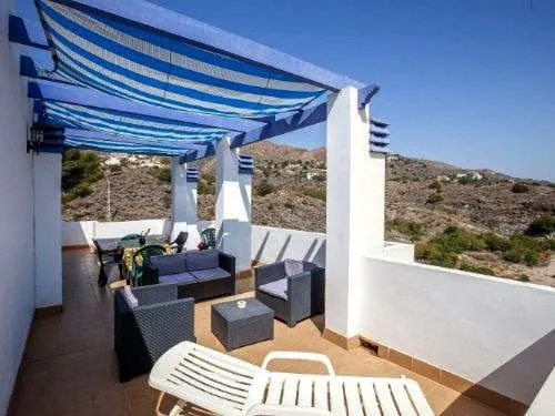 Apartamento de vacaciones para 10 personas, con jardín y vistas además de vistas al lago y piscina, Se admiten mascotas - 1