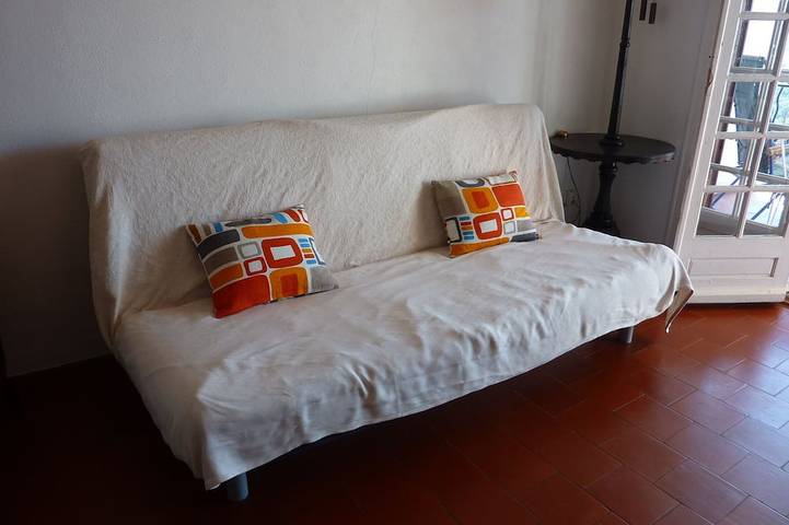 Gîte pour 4 personnes, avec terrasse dans Office De Tourisme De La Cadiere D Azur - 2