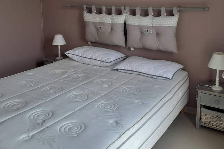 Location de vacances pour 6 personnes, avec jardin, animaux acceptés à Colonzelle - 4